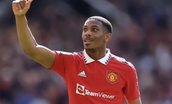 现充满期待 现充满期待