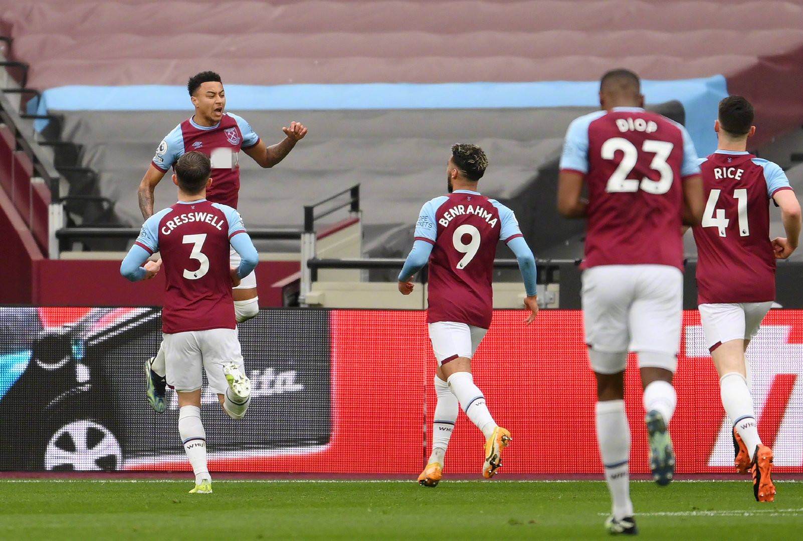 阵容轮换 阵容轮换